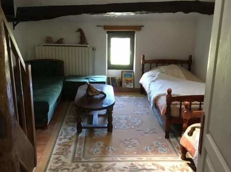 住宿加早餐  Villa Issiates