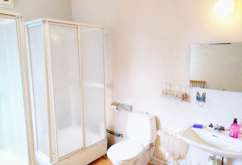 فندق صغير B&b Gillhov & Camping