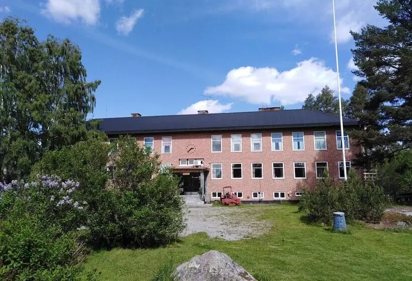 Retkeilymaja B&b Gillhov & Camping