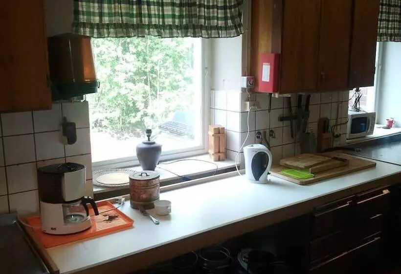 Retkeilymaja B&b Gillhov & Camping