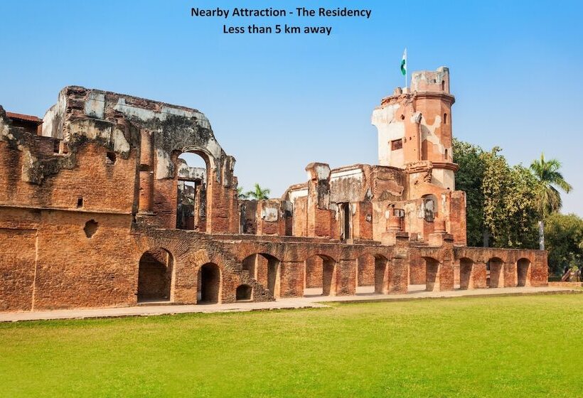 בית מלון כפרי Aamrapaali Water Park By Oyo Rooms