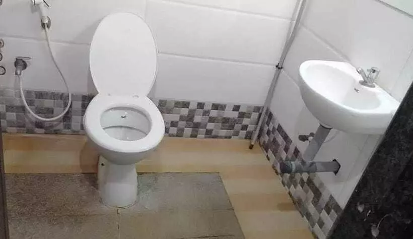 Hotelli Iroomz Shivaratna Palace