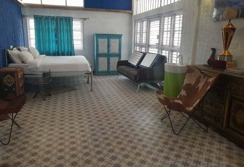 Hotel Kimberly By Jade