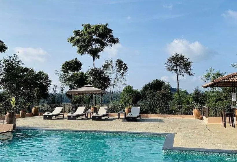 ホテル Machaan Plantation Resorts Sakleshpur