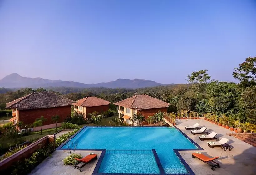 ホテル Machaan Plantation Resorts Sakleshpur