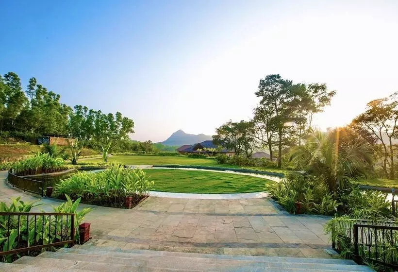 ホテル Machaan Plantation Resorts Sakleshpur