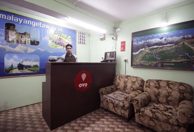 ホテル Oyo 8878 Chinar Lake View