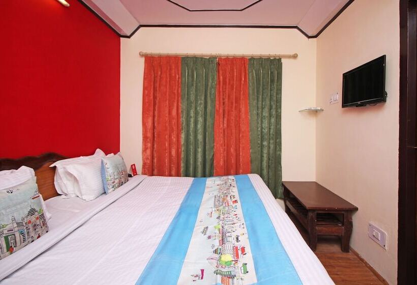 ホテル Oyo 8878 Chinar Lake View