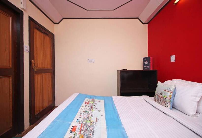 ホテル Oyo 8878 Chinar Lake View