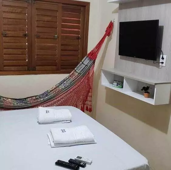 Hotelli Pousada Casarão Do Mar