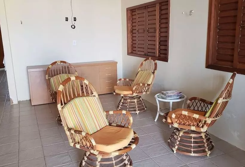 Hotelli Pousada Casarão Do Mar