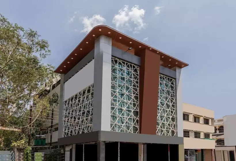 Hotelli Shree Balaji Palace By Oyo Rooms