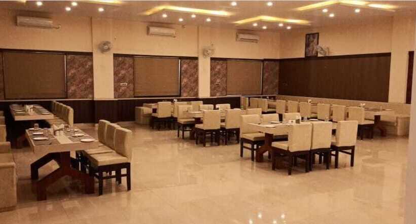 酒店 The Grand Shukrana