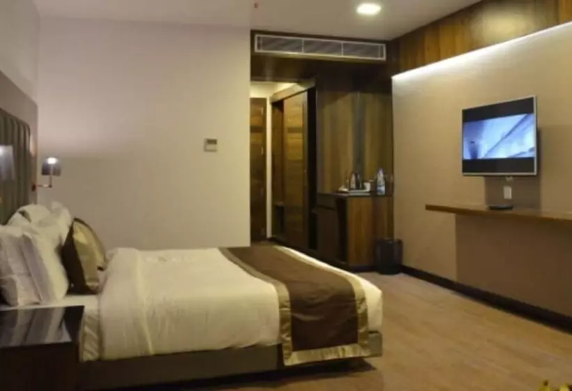 Hotelli The Grand Shukrana