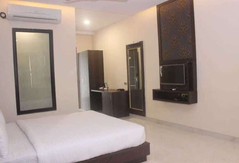 酒店 The Grand Shukrana