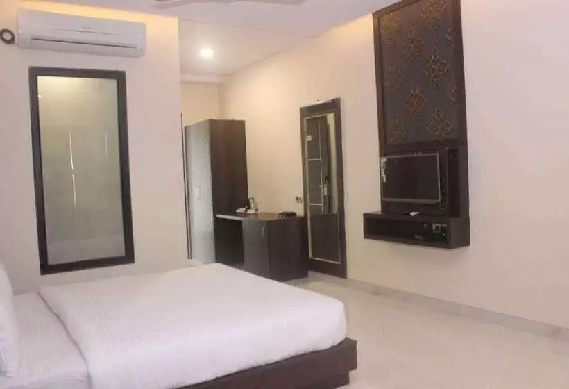 Hotelli The Grand Shukrana