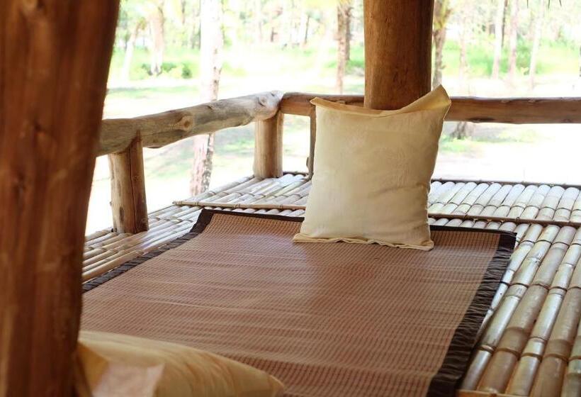 호텔 The Moken Eco Village   Sha Plus