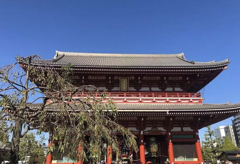 Hotelli Tokyo Tourist Inn