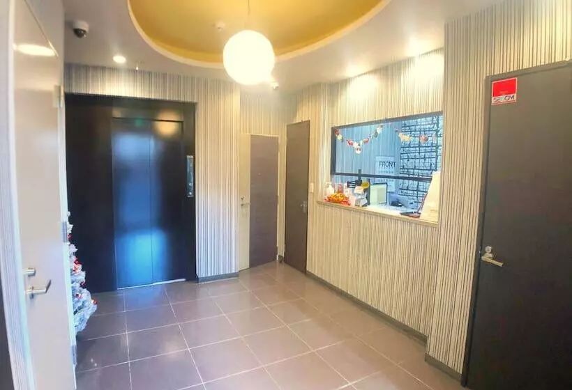 Hotelli Tokyo Tourist Inn