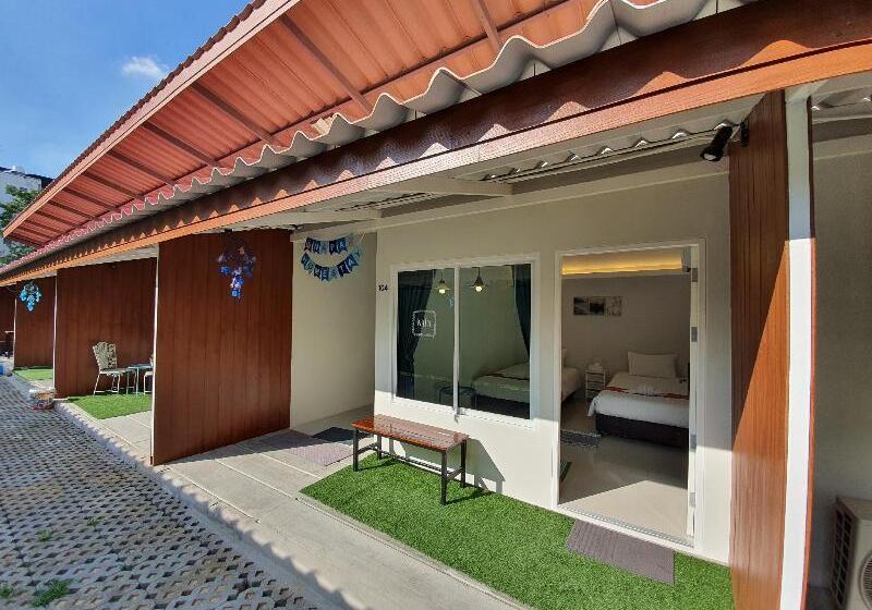 Napa Hostel Samrong Station