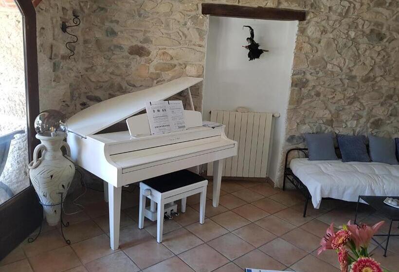 بنسيون La Bastide Maë