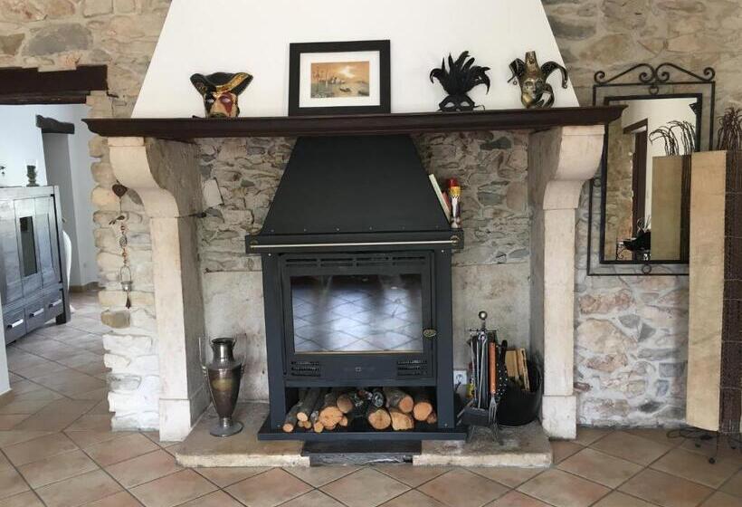 بنسيون La Bastide Maë