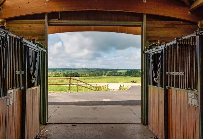 Majatalo La Maison De Souhey