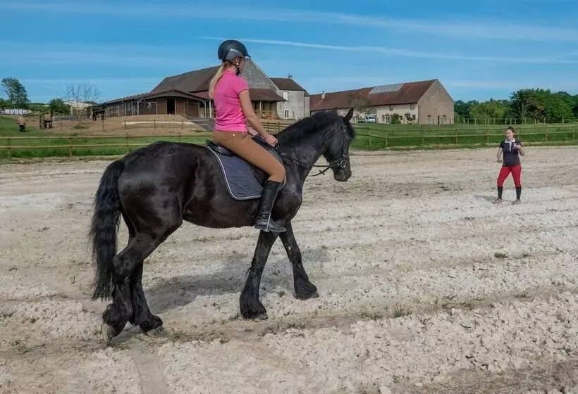 Majatalo La Maison De Souhey
