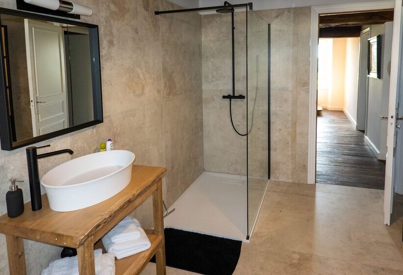 פנסיון La Maison De Souhey