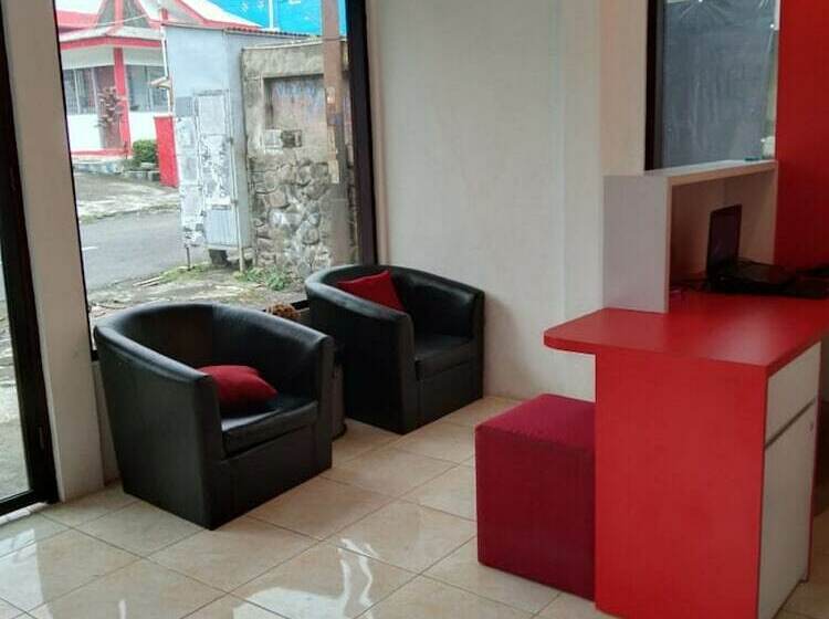 펜션 Reddoorz @ Tretes 2