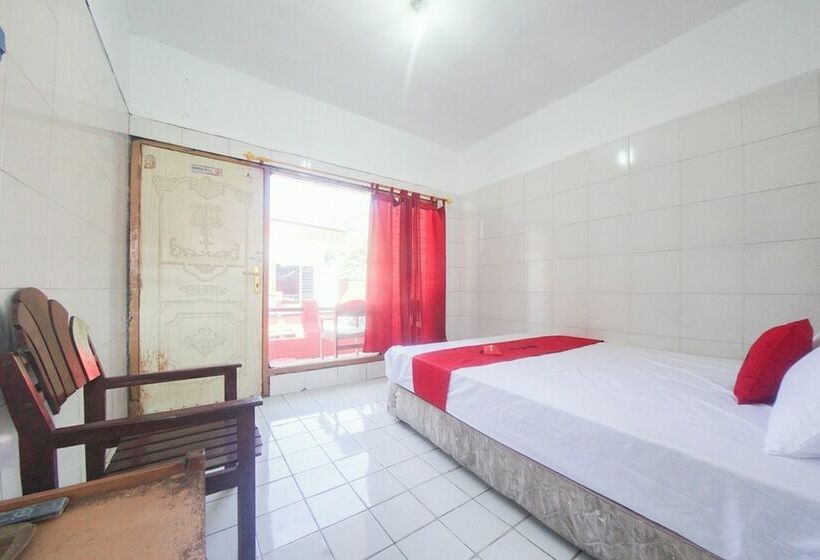 펜션 Reddoorz @ Tretes 2