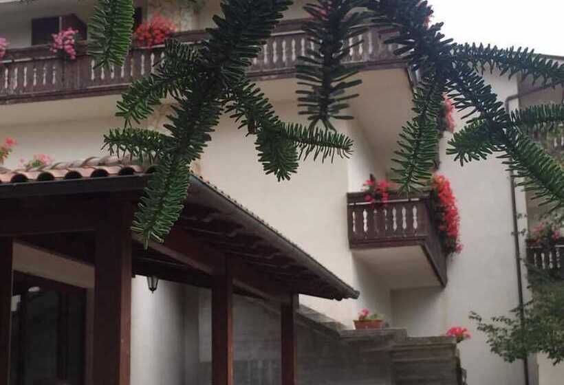 膳宿费 Rifugio Le Mainarde