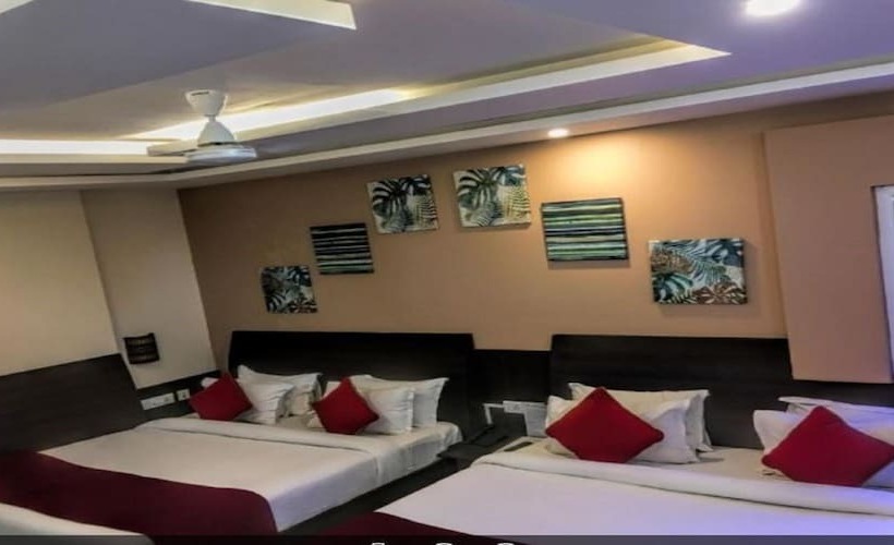 استراحتگاه White Pearl Residency