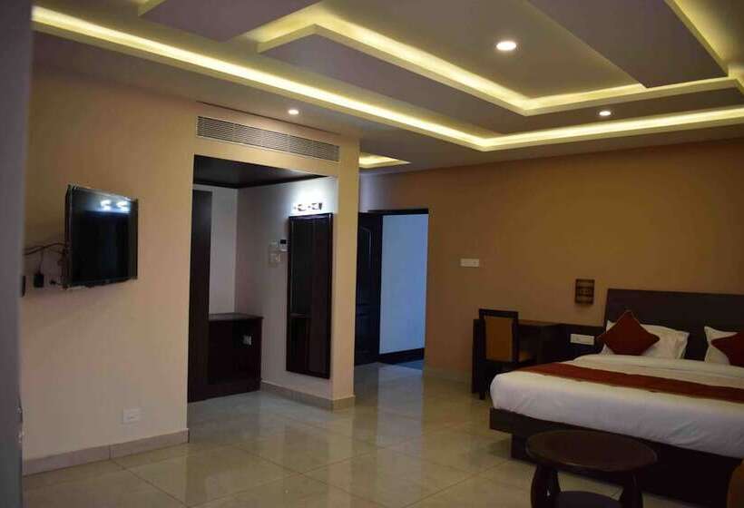 استراحتگاه White Pearl Residency