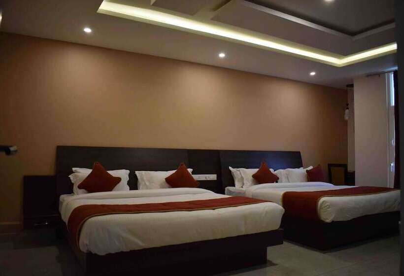 استراحتگاه White Pearl Residency