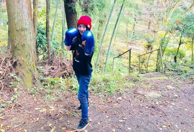 Vanguard Backpackers   Hostel