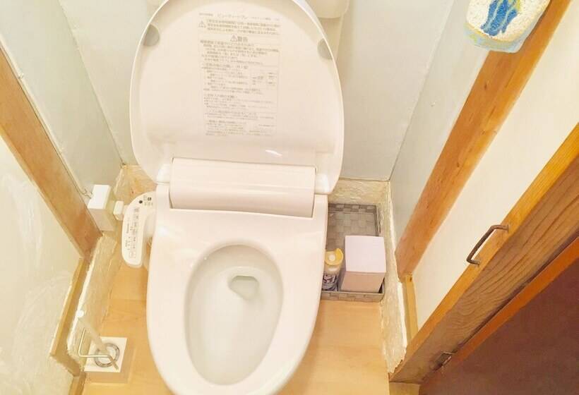 Vanguard Backpackers Hostel