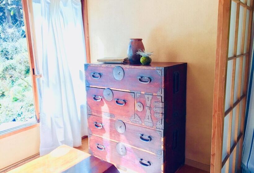 Vanguard Backpackers Hostel