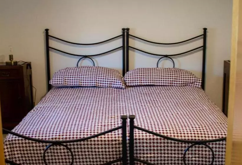 ベッドアンドブレックファースト Bnb Acasaconme