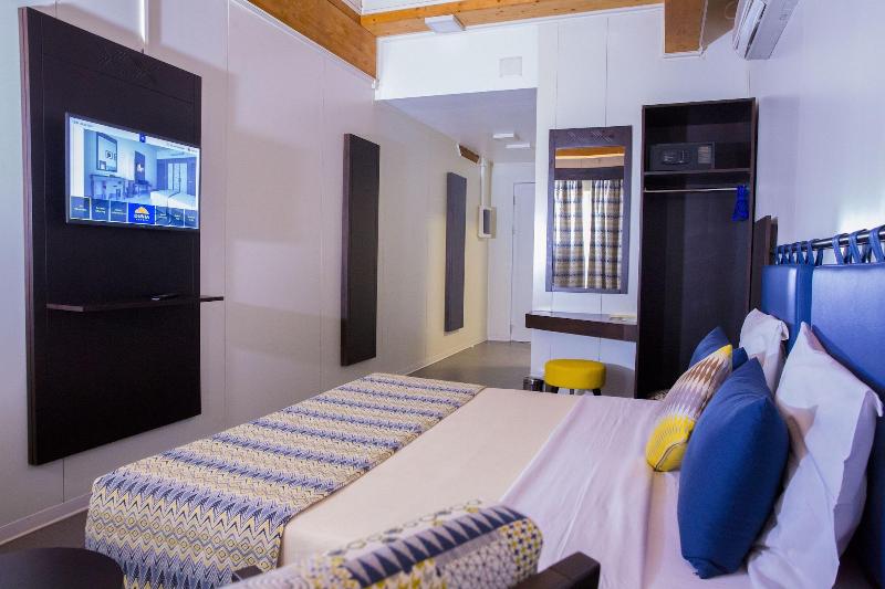 هتل Dunia Hôtel Ouagadougou Loumbila