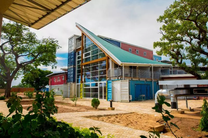 هتل Dunia Hôtel Ouagadougou Loumbila