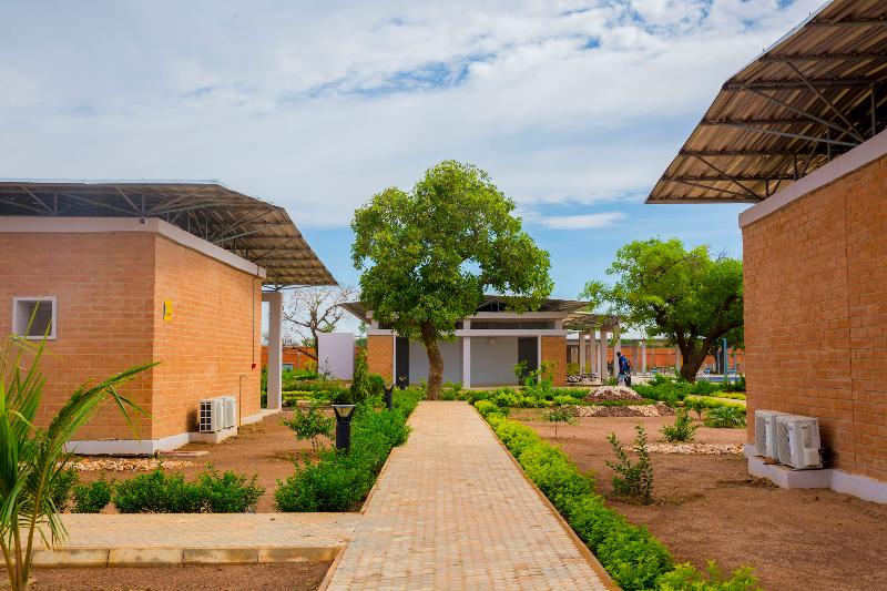 هتل Dunia Hôtel Ouagadougou Loumbila