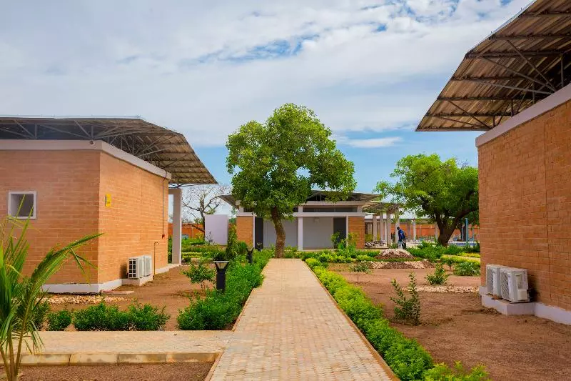هتل Dunia Hôtel Ouagadougou Loumbila