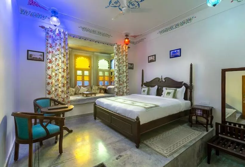 ホテル Haveli Gokul Niwas   Chittorgarh