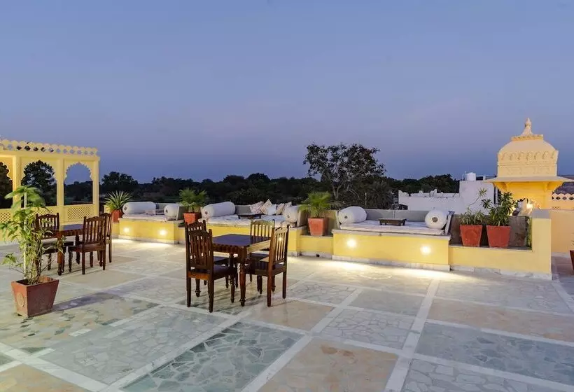 ホテル Haveli Gokul Niwas   Chittorgarh