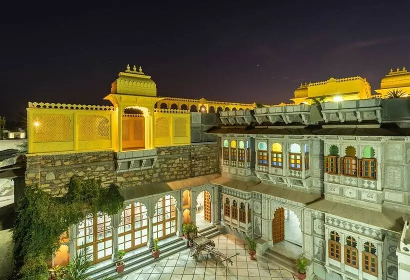 ホテル Haveli Gokul Niwas   Chittorgarh