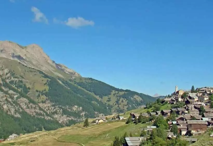 Hotelli Restaurant Cazaux