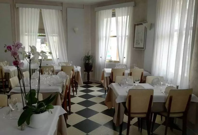 Hotelli Restaurant Cazaux