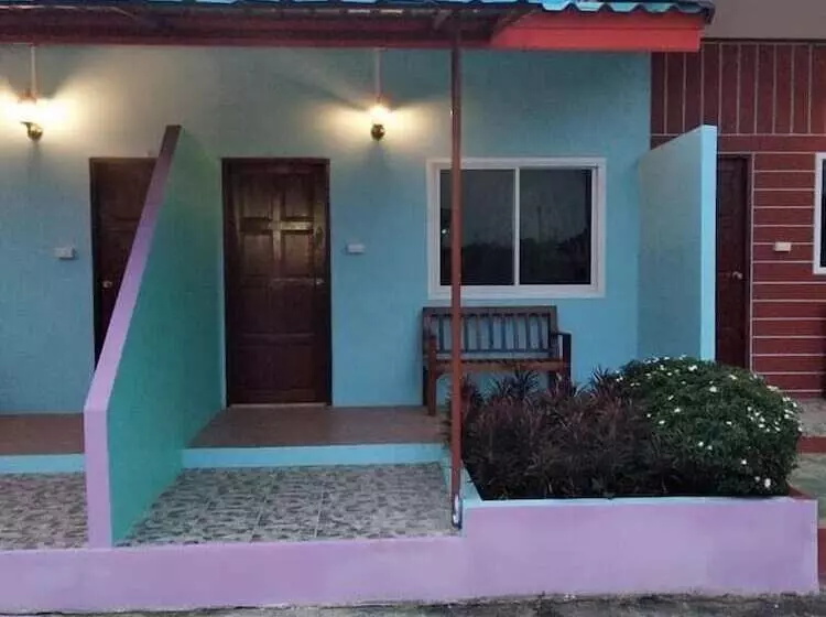 Hotelli Reuan Jao Ngao Resort