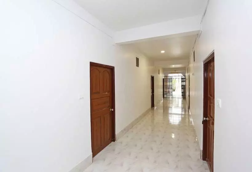 Hotelli Spot On 39403 Royal Bangal